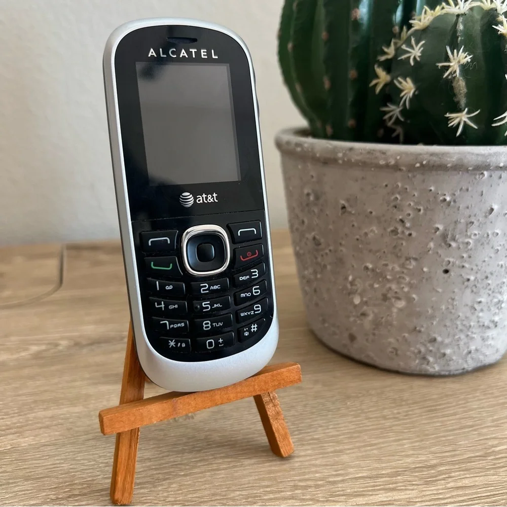 Alcatel OT-510A AT&T Bar Phone Prop Cell Nostalgia Y2K Style No Battery